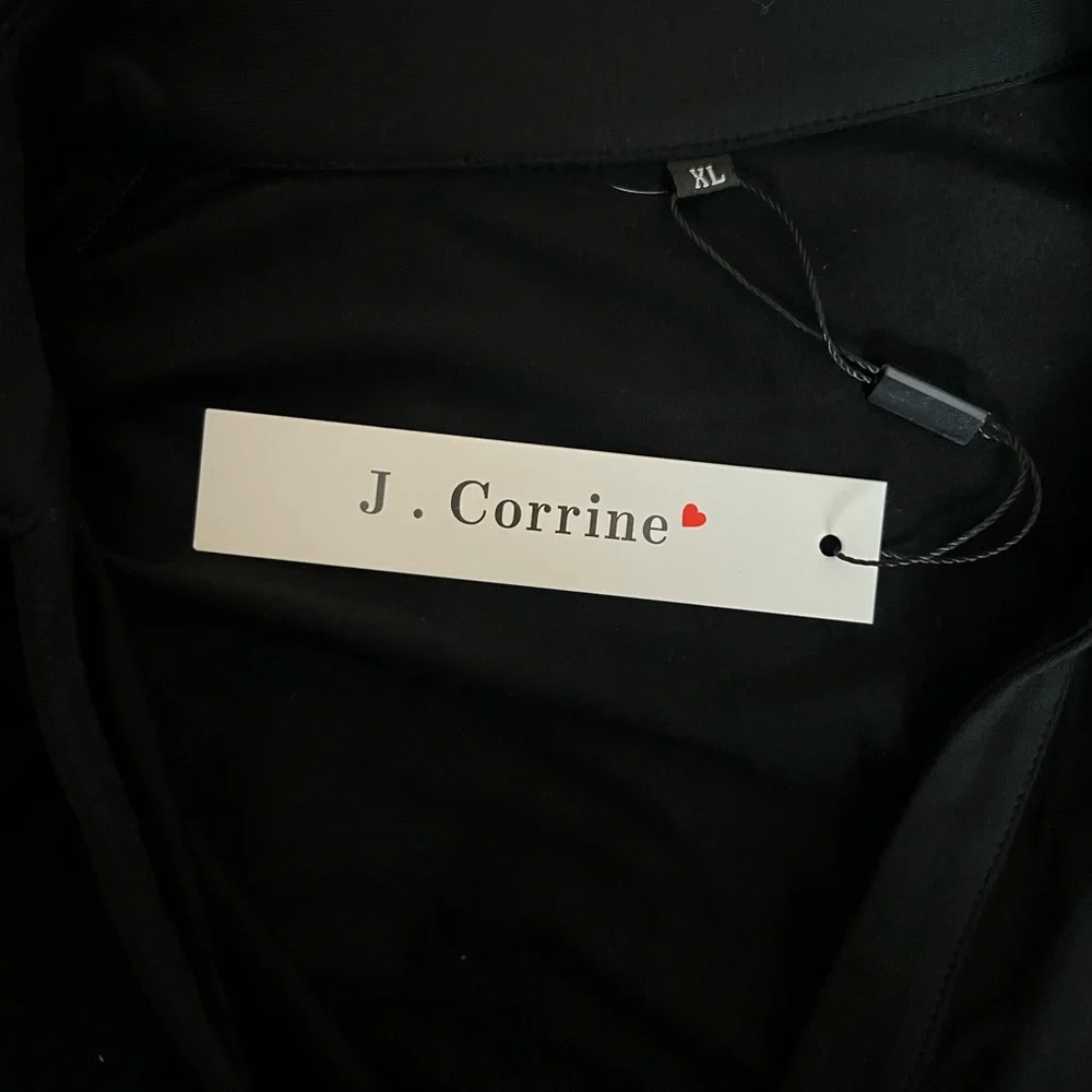 NWT J. Corrine Black Collared T-shirt - Picture 3 of 5
